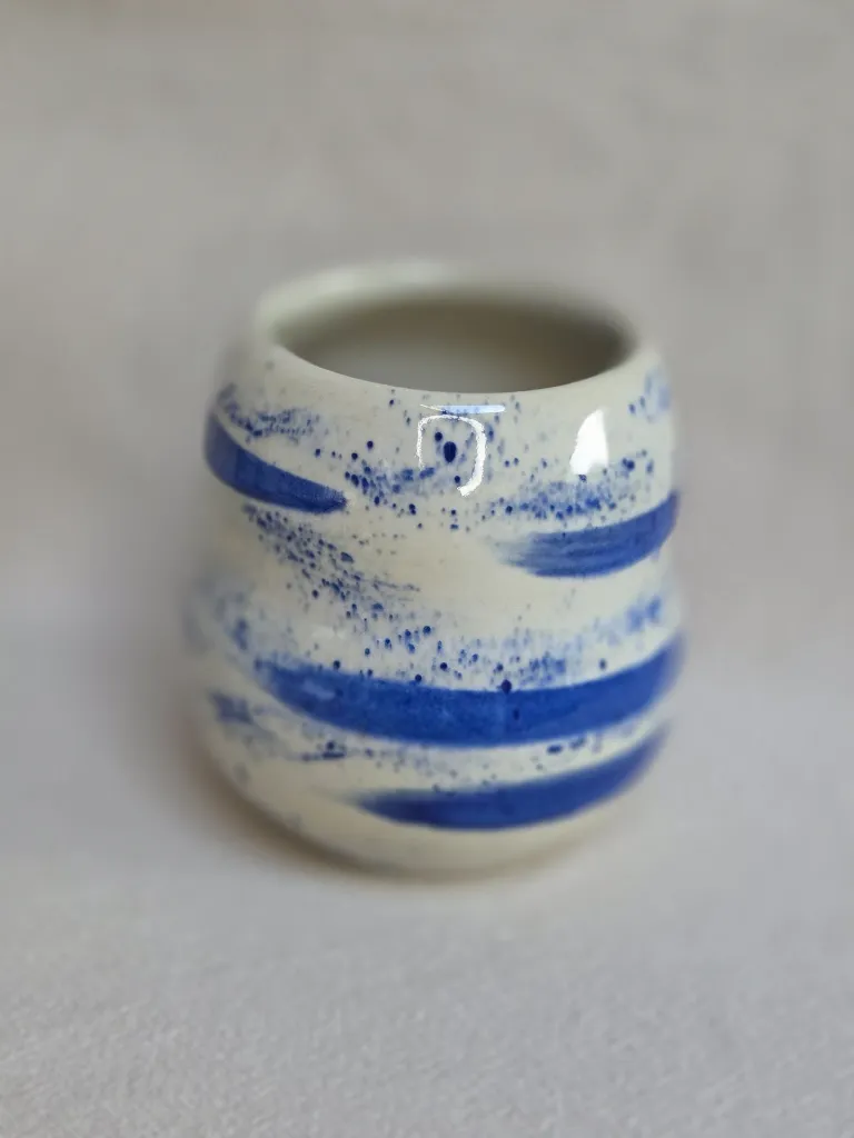 le pot bleu clair atelier dune d'argile (2).webp